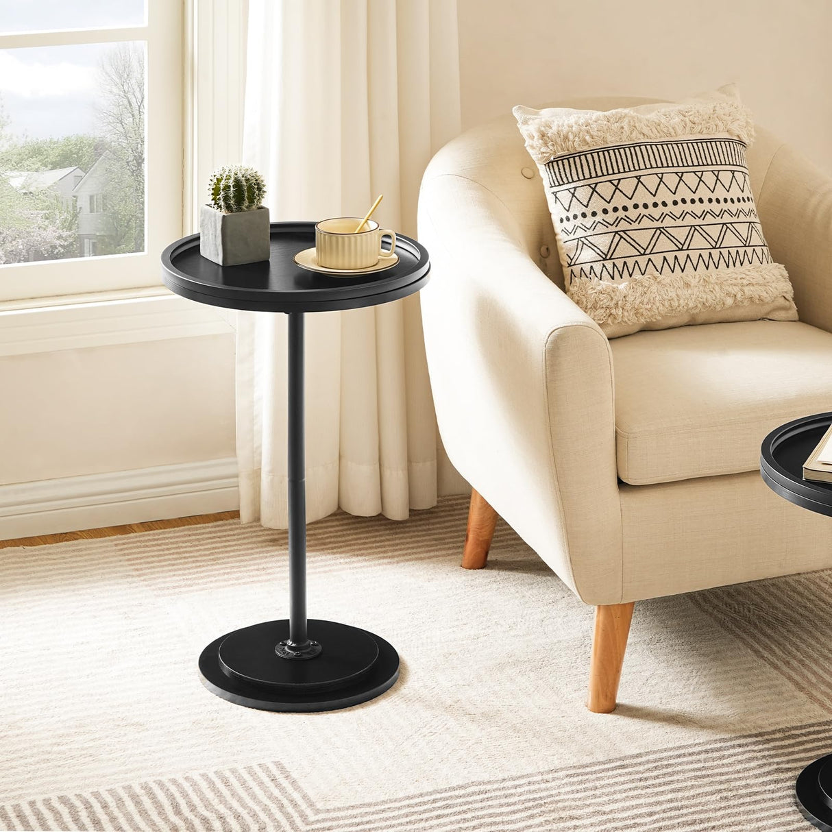 HOOBRO Nesting Coffee Table Set of 2, Small Round Coffee Table Set with Wooden Pedestal, Modern Circle Accent Side Tables for Living Room, Center, Black BB170BZ01 HOOBRO