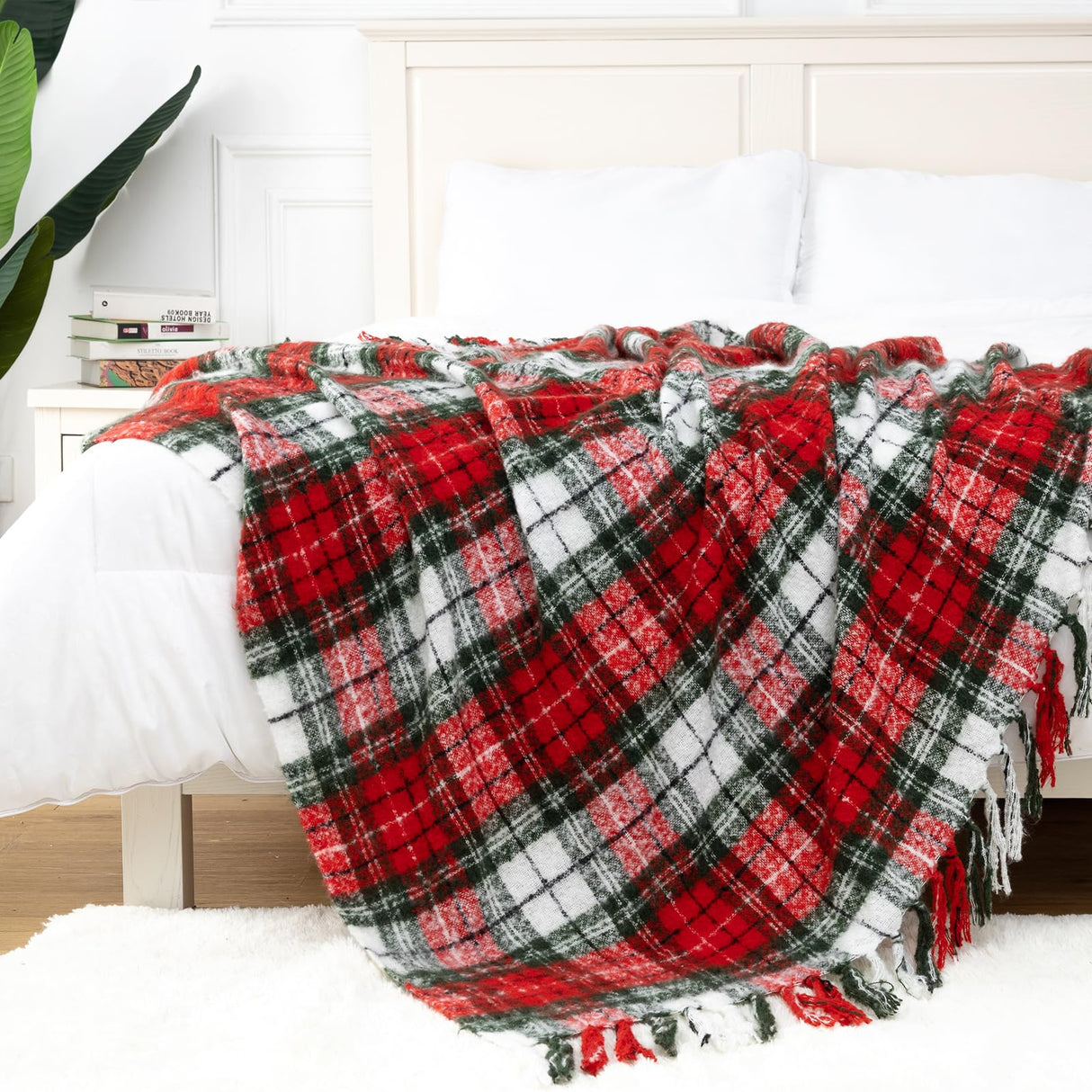 LALIFIT Plaid Throw Blanket with Fringes Green Red Christmas Home Decor Blankets Super Soft Cashmere Blanket for Couch Sofa Farmhouse Halloween etc 50" x 60" Inches(Xmas) LALIFIT