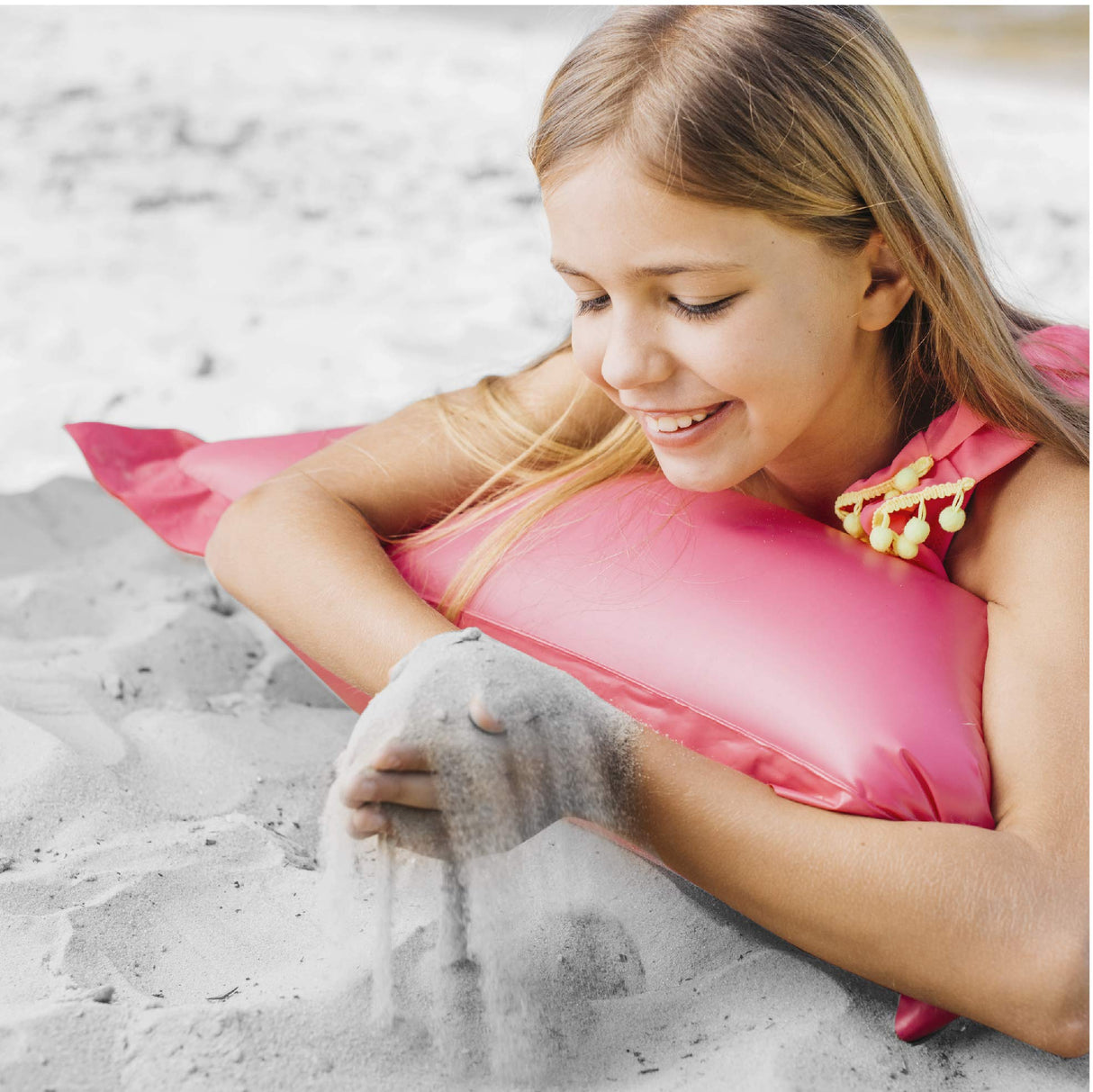 U.S. Silica Large 50 Pound Fully Washed Easy to Use Ultimate Finely Graded Soft and Comfortable Sandbox Play Sand, Snow White Premium Play Sand