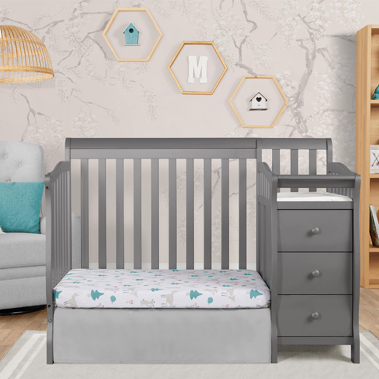 Dream On Me Jayden 4-in-1 Mini Convertible Crib And Changer in Storm Grey, Greenguard Gold Certified, Non-Toxic Finish, New Zealand Pinewood, 1" Mattress Pad Dream On Me