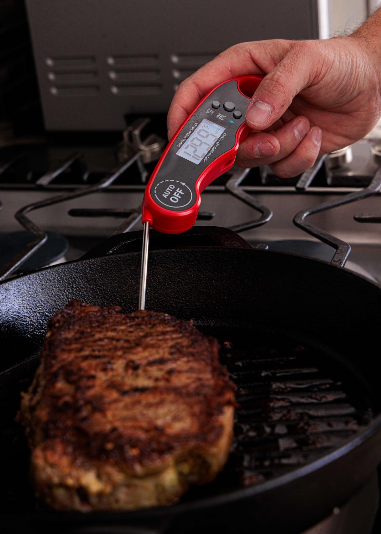 MeatMeter Digital Meat Thermometer for Grill/Cooking Fast Instant Read Waterproof Magnetic Probe Thermometer w/Backlight and Display for Kitchen, BBQ, Frying, etc. Chicken, Steak,or Burgers, Red MeatMeter