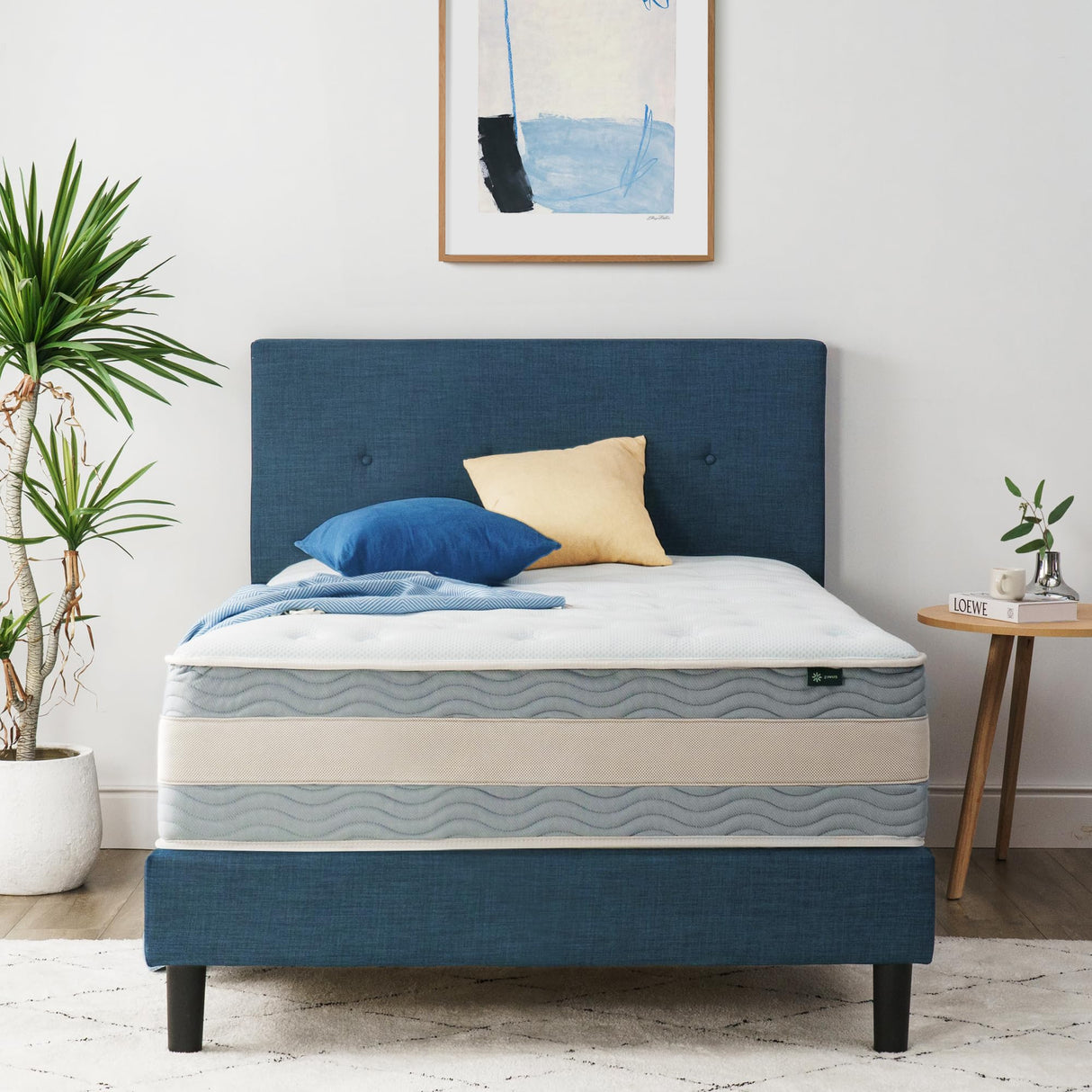 ZINUS 12 Inch Cooling Comfort Support Hybrid Mattress [New Version], Queen, Fiberglass Free, Medium Plush, Cooling Motion Isolation, Certified Safe Foams & Fabric, Mattress in A Box Zinus