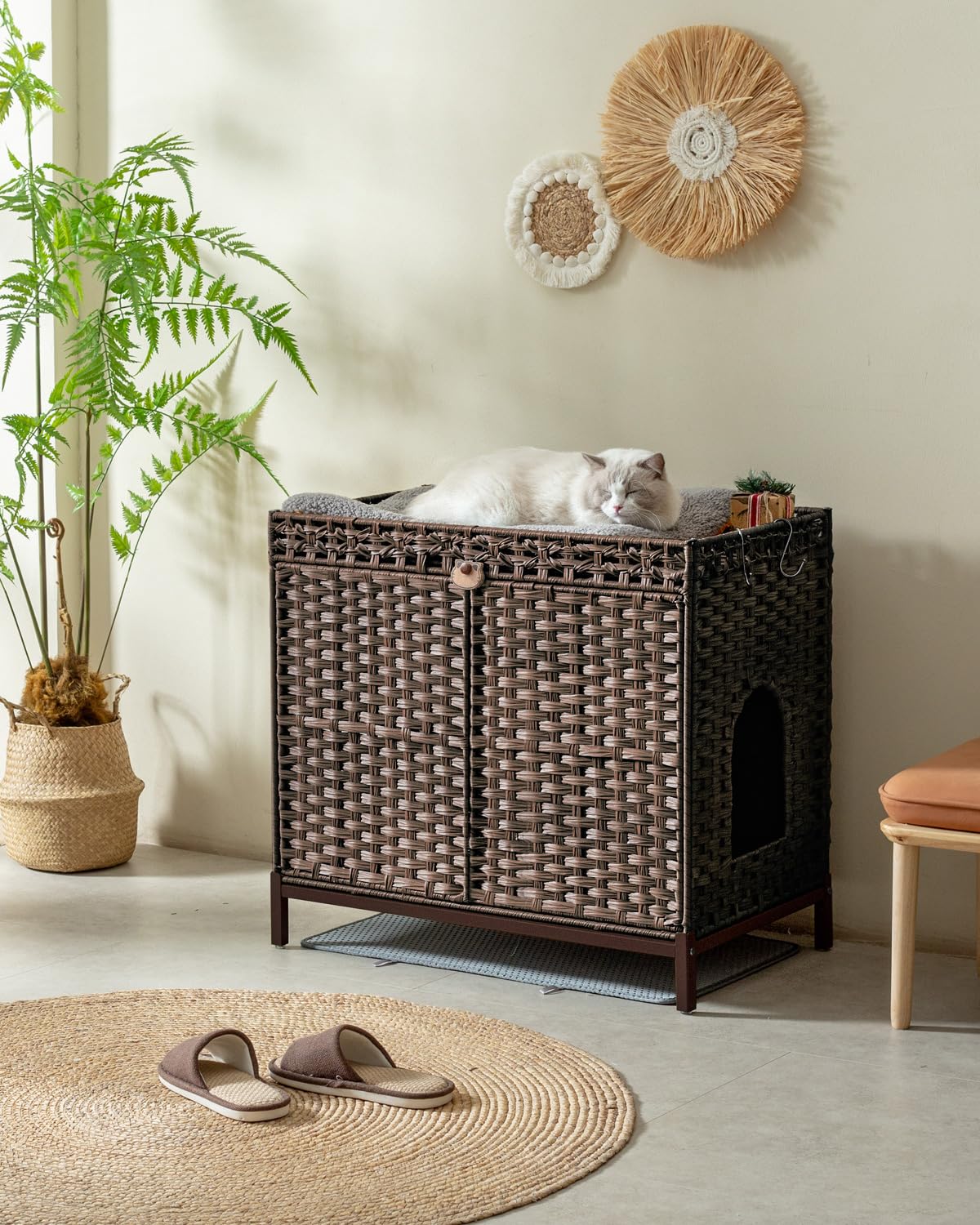 SETVSON Cat Litter Box Enclosure Furniture, Hidden Handwoven Rattan Litter Box with Mat, Large Cat House with Metal Heightened Feet, 30.3 x 18.3 x 28 Inches, Indoor for Living Room, Bedroom Brown SETVSON