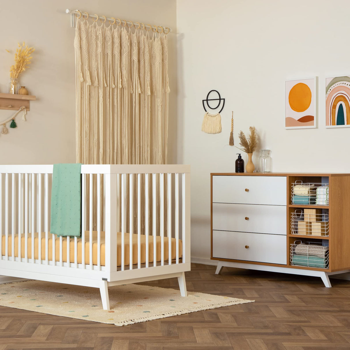 dadada Baby Soho 3-in-1 Convertible Crib to Toddler Bed – Wooden Crib Made in Italy, GREENGUARD Gold Certified Small Baby Crib – Baby-Safe Finish, Modern Design (White) dadada