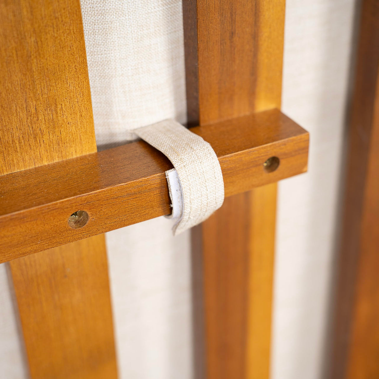 Christopher Knight Home Gary Patio Convertible Couch, Wooden Outdoor Daybed, 3-Seater Acacia Wood Patio Furniture Lounge Sofa for Backyard/Poolside/Garden, Back Pillow+Removable Cushion, Teak+ Beige Christopher Knight Home