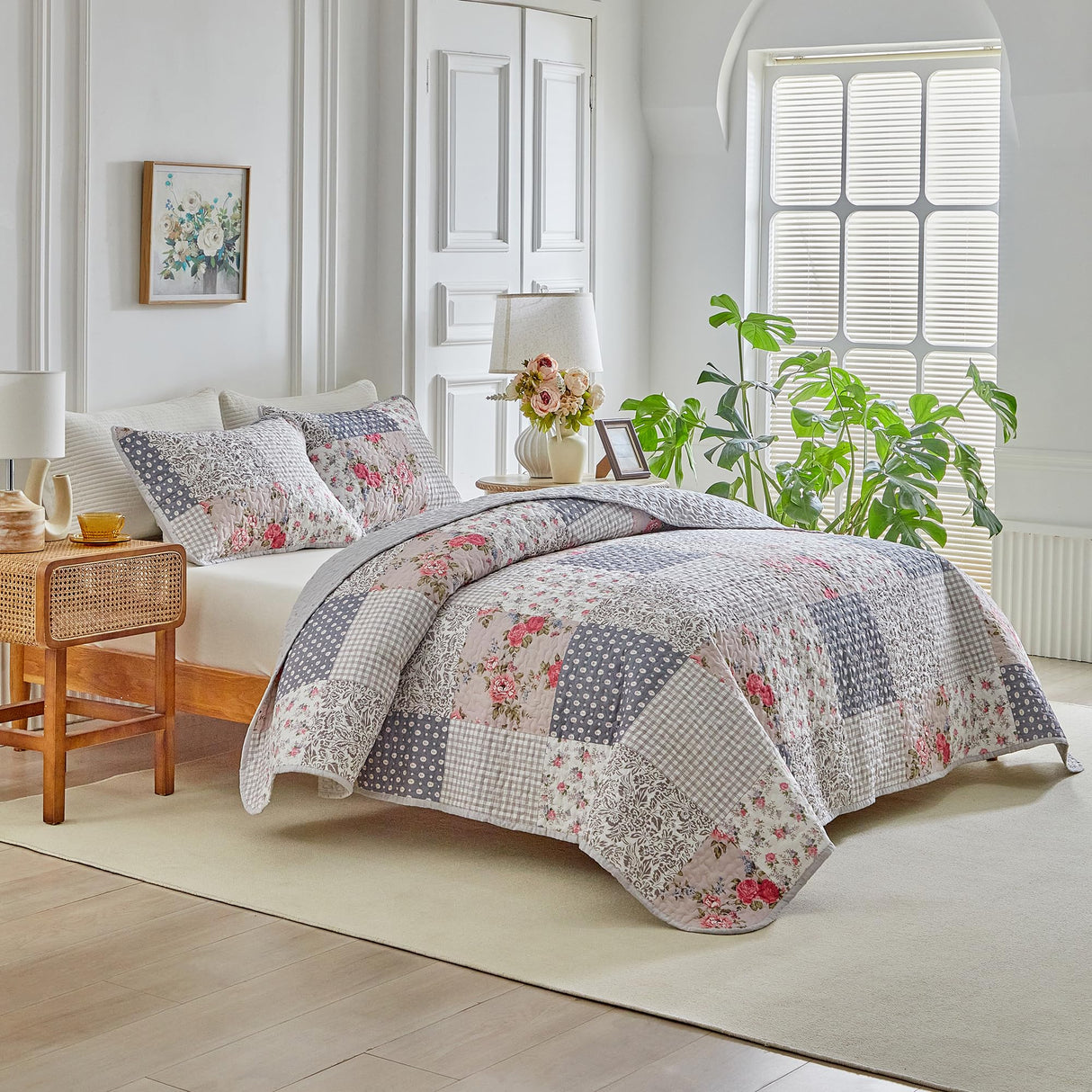 Joyreap Floral Cotton Quilt Set, Neutral Flowers Grid Patchwork Design, 3 Pieces Queen Size Quilt Bedding Set, Farmhouse Countryside Bedspread Bed Cover for All Season- 90x90 inches Joyreap
