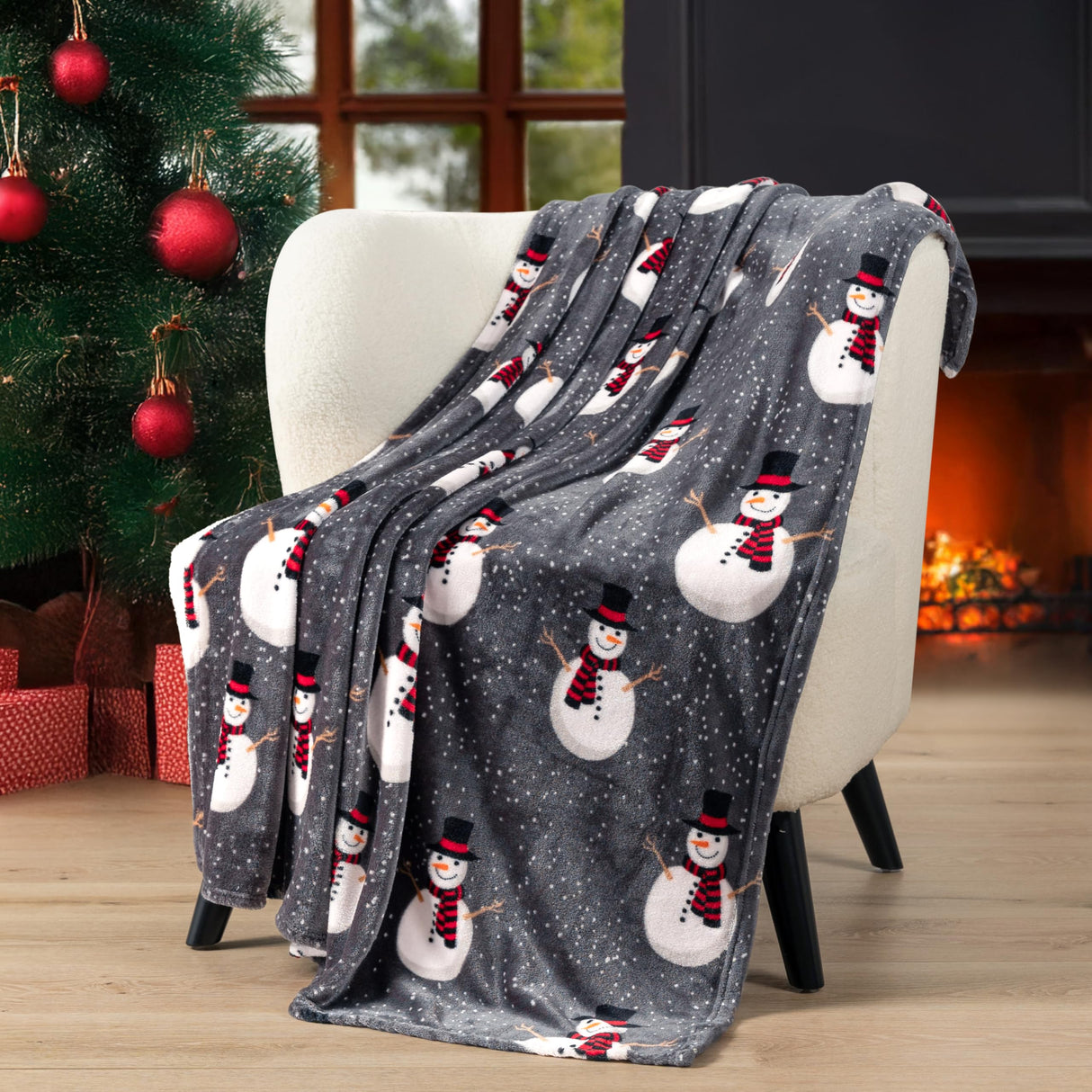 PAVILIA Christmas Snowman Throw Blanket | Grey Christmas Fleece Blanket | Soft, Plush, Warm Winter Cabin Throw, 50x60 (Grey Snowman) PAVILIA