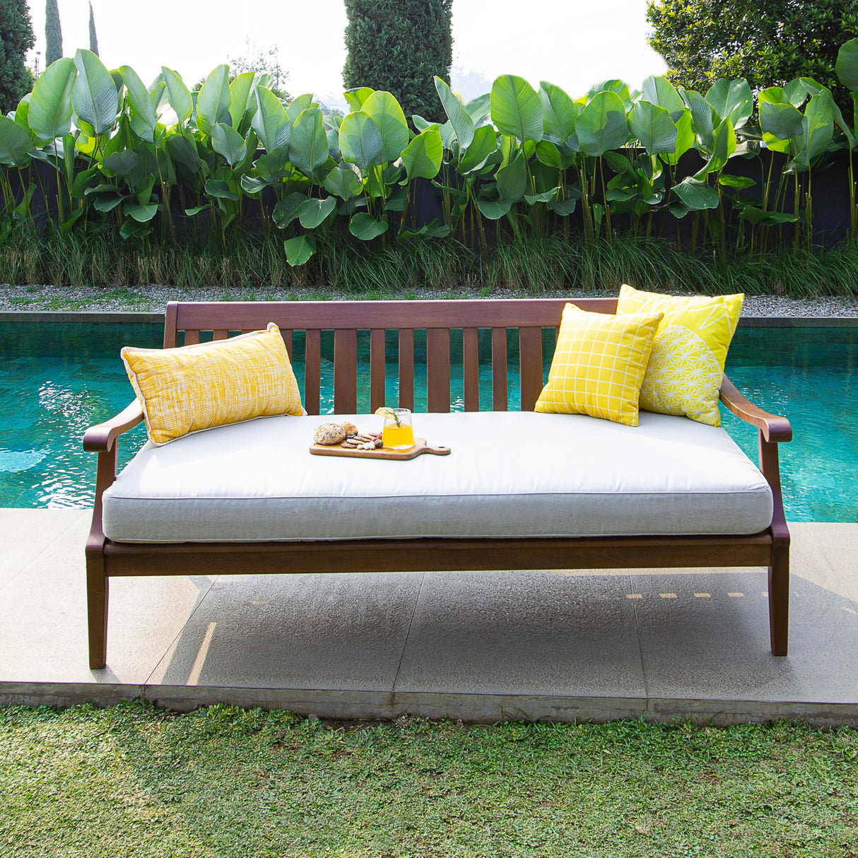 Cambridge Casual Solid Wood Como Daybed, Natural Brown/Oyster Cambridge Casual