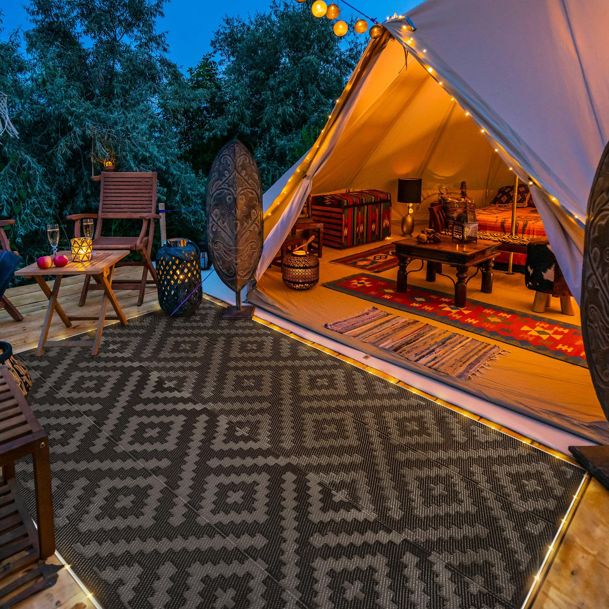 GENIMO Outdoor Rug with LED Strip Lights, 8'x10' Waterproof Camping Mat, Reversible Plastic Straw Rugs for Patio, RV, Camper, Balcony, Backyard, Picnic, Deck, Black & Gray GENIMO