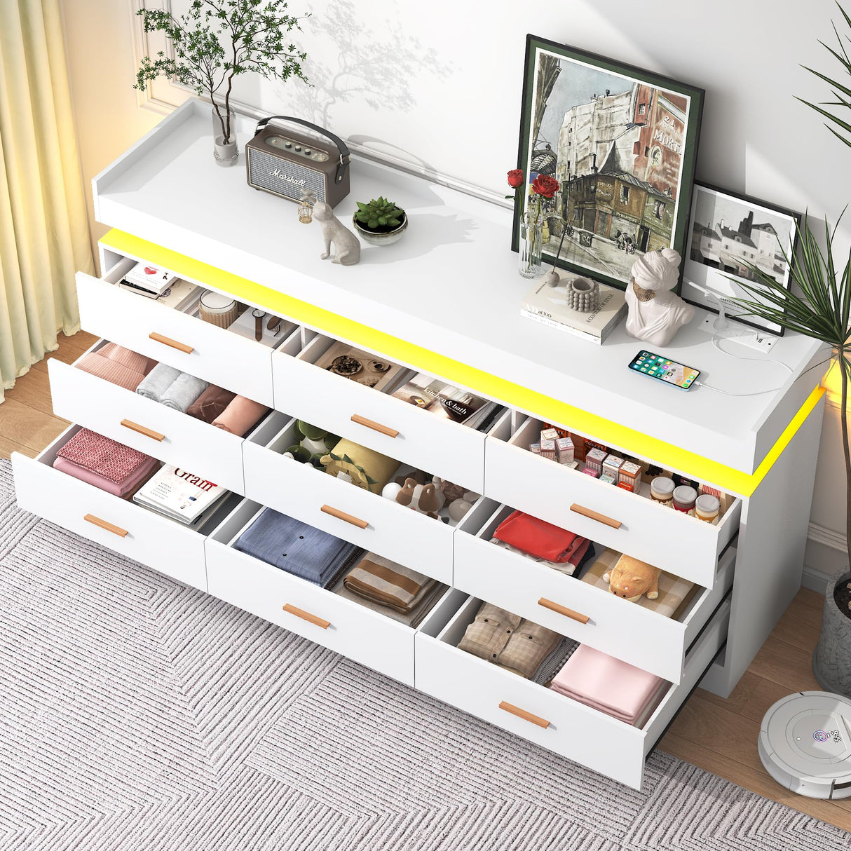 jiteentarou 9 Drawer Dresser with Charging Station and LED Lights, Modern Chest of Drawers with Power Outlet, Organizer Cabinet for Bedroom, Living Room, Entryway, White jiteentarou