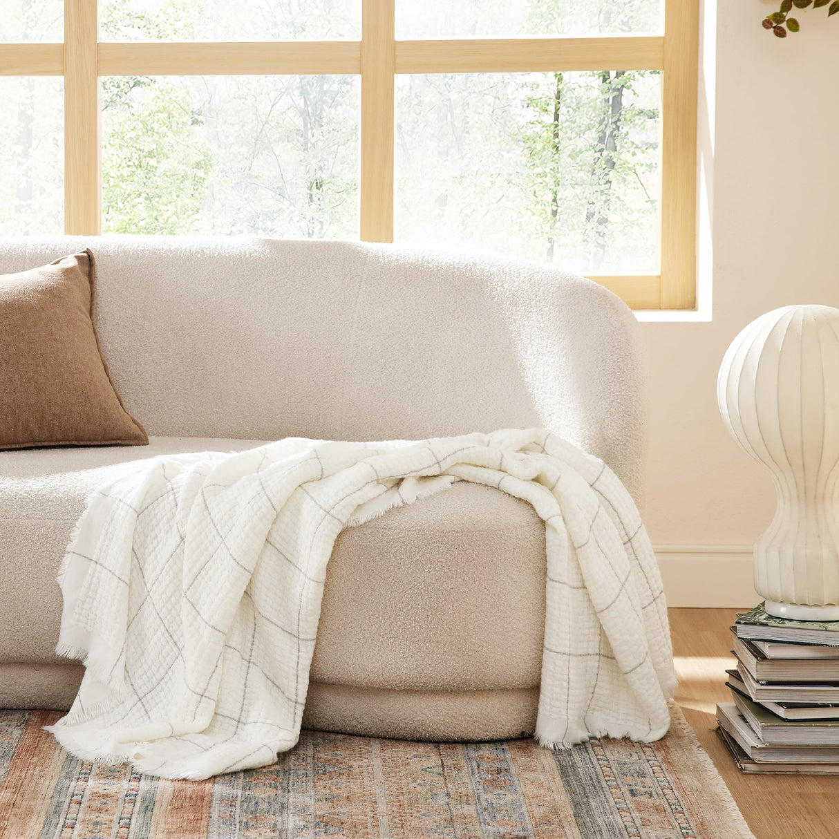 Bedsure Cream Throw Blanket for Bed - White Decorative Woven Throw Gifts with Tassels, Soft and Lightweight Farmhouse Blankets for Couch and Sofa, 50x60 Inches Bedsure