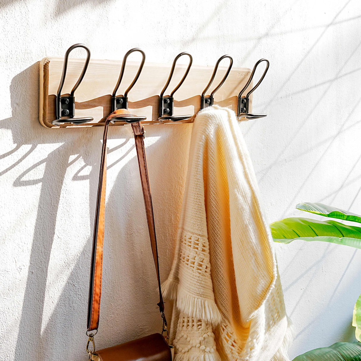 Dseap Coat Rack Wall Mounted - Heavy Duty Farmhouse Rustic Wall Coat Hanger With 5 Wire Hooks for Clothes Hat Jacket Towel, RusticWire, G25A, Weathered Brown & Black Dseap