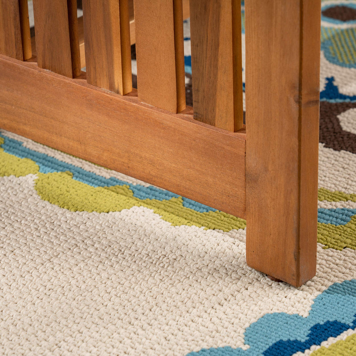 GDFStudio Outdoor 6-Seater Acacia Wood Chat Set, Brown Patina Finish and Cream GDFStudio