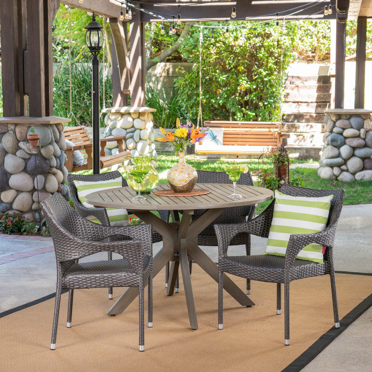 Christopher Knight Home Lina Outdoor 5 Piece Wood and Wicker Dining Set, Gray Finish/Gray Christopher Knight Home