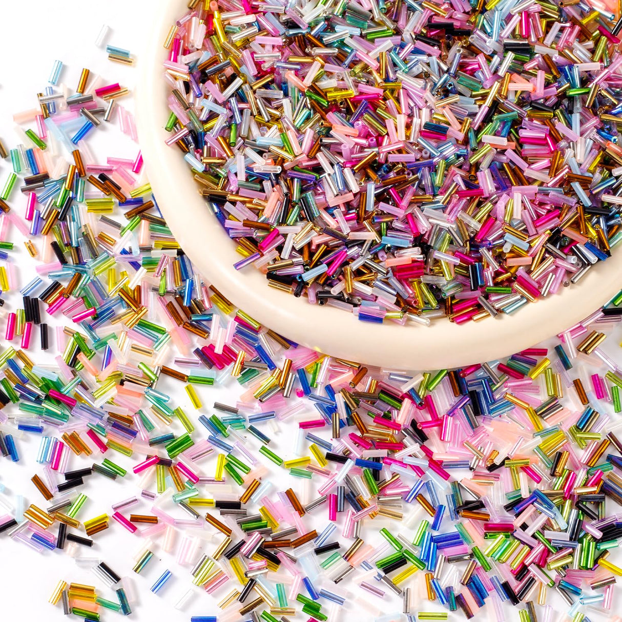 Ybxjges 4800Pcs 7mm Tube Beads Kit with 28 Colors Glass Bugle Seed Beads Small Craft Beads for DIY Bracelet Necklaces Jewelry Making Ybxjges