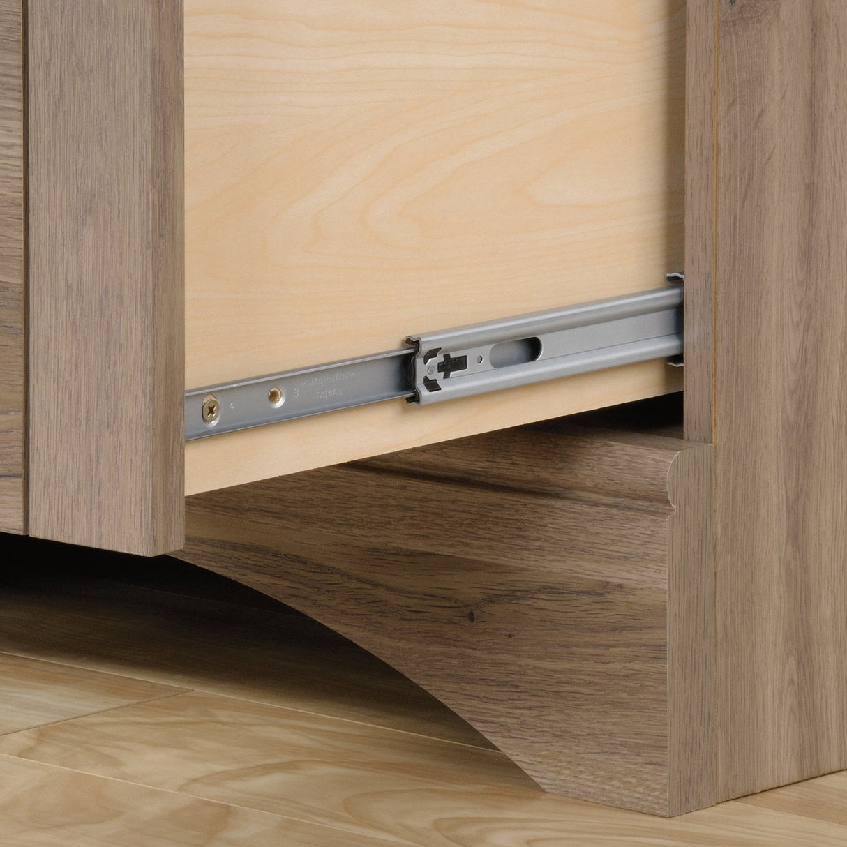 Sauder Harbor View Desk W/hutch, L: 62.13" x W: 23.39" x H: 57.52", Salt Oak Finish Sauder