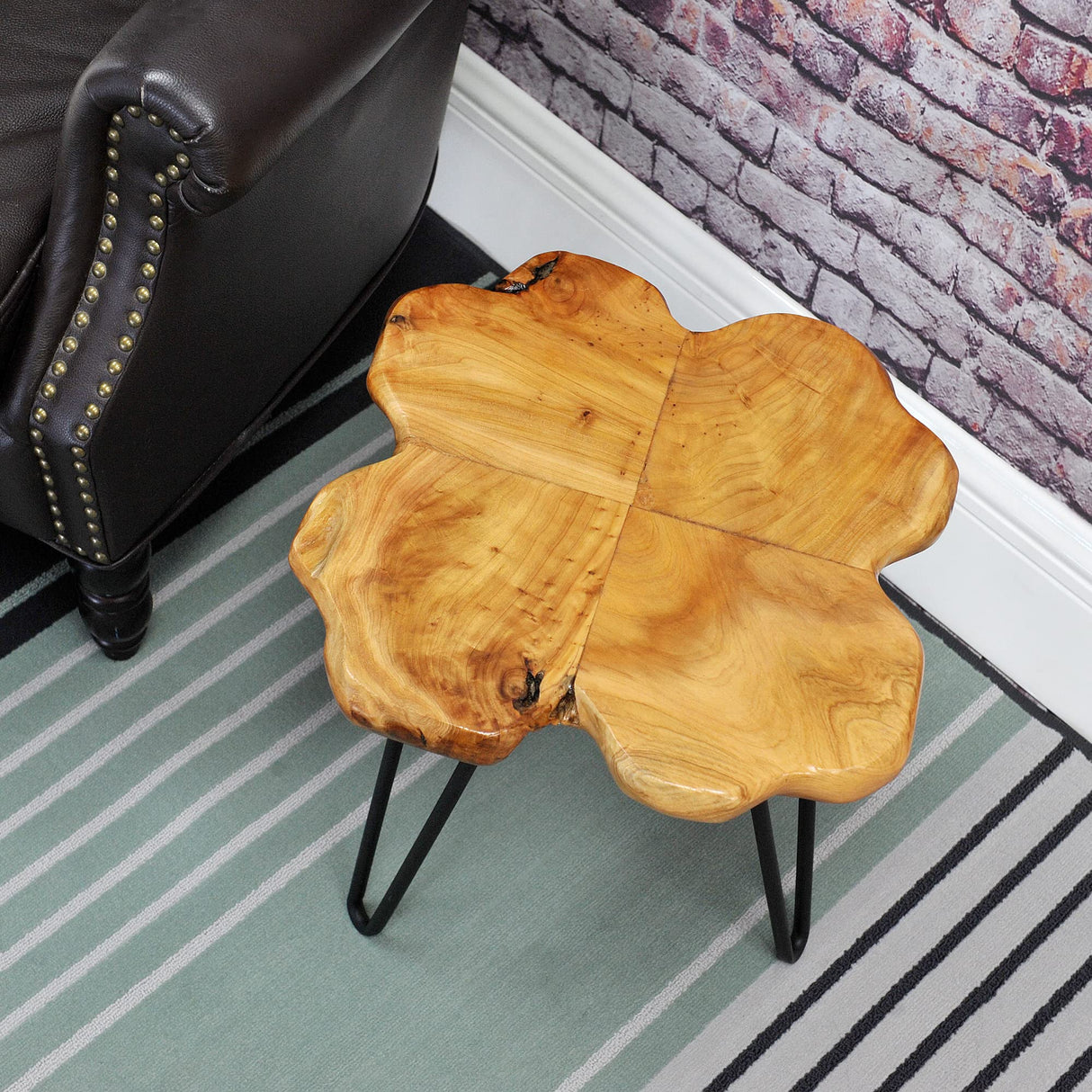 Warmaxx Natural Cedar Wood Live Edge Coffee Table 16" x 16" x 21" H Accent Vintage 4 Leaf Clover Wooden Side Table Solid Rustic Plant Stand Outdoor End Table Living Room Bedroom Sitting Area Warmaxx