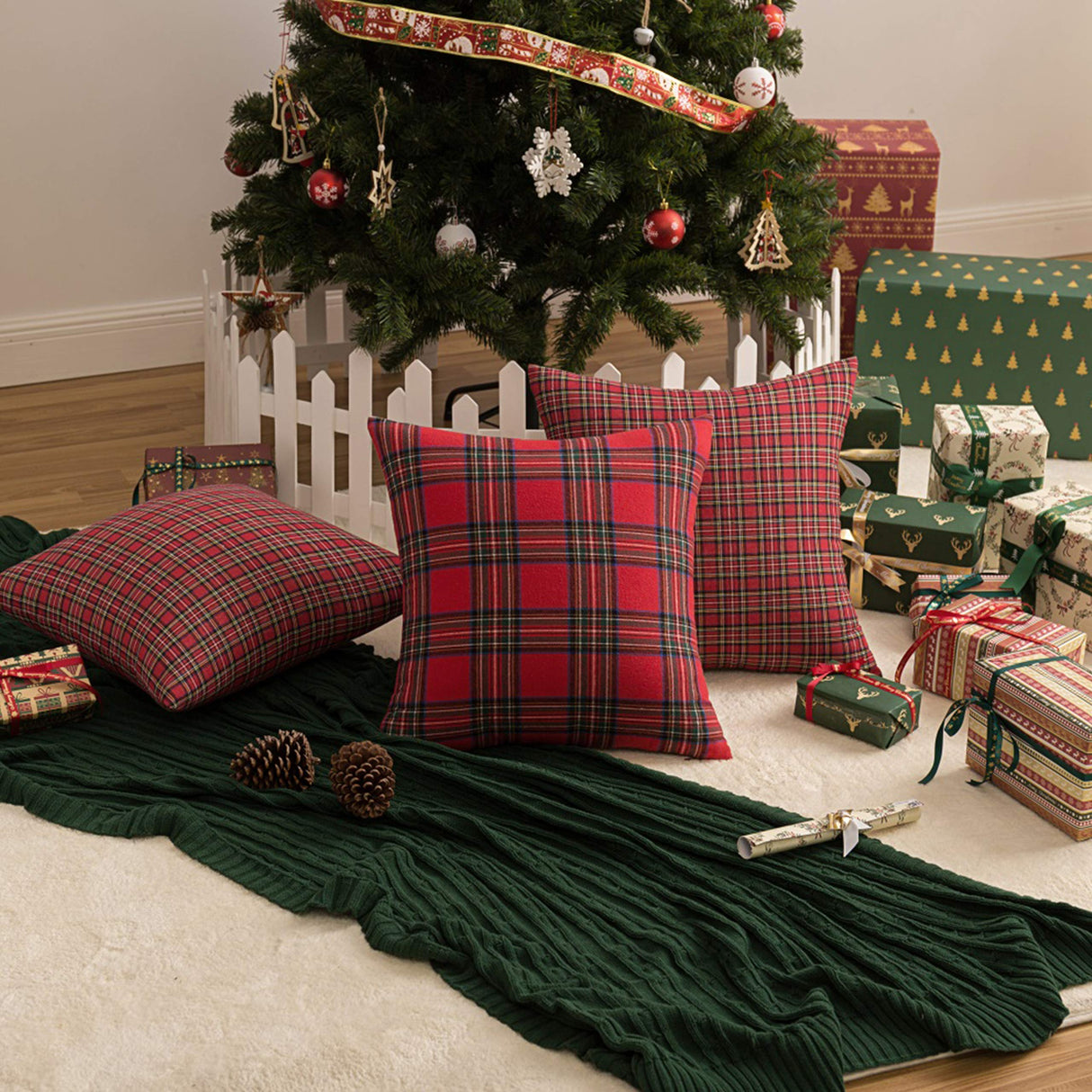AQOTHES Pack of 2 Christmas Plaid Decorative Throw Pillow Covers Scottish Tartan Cushion Case for Farmhouse Home Holiday Decor Red and Green, 18 x 18 Inches AQOTHES