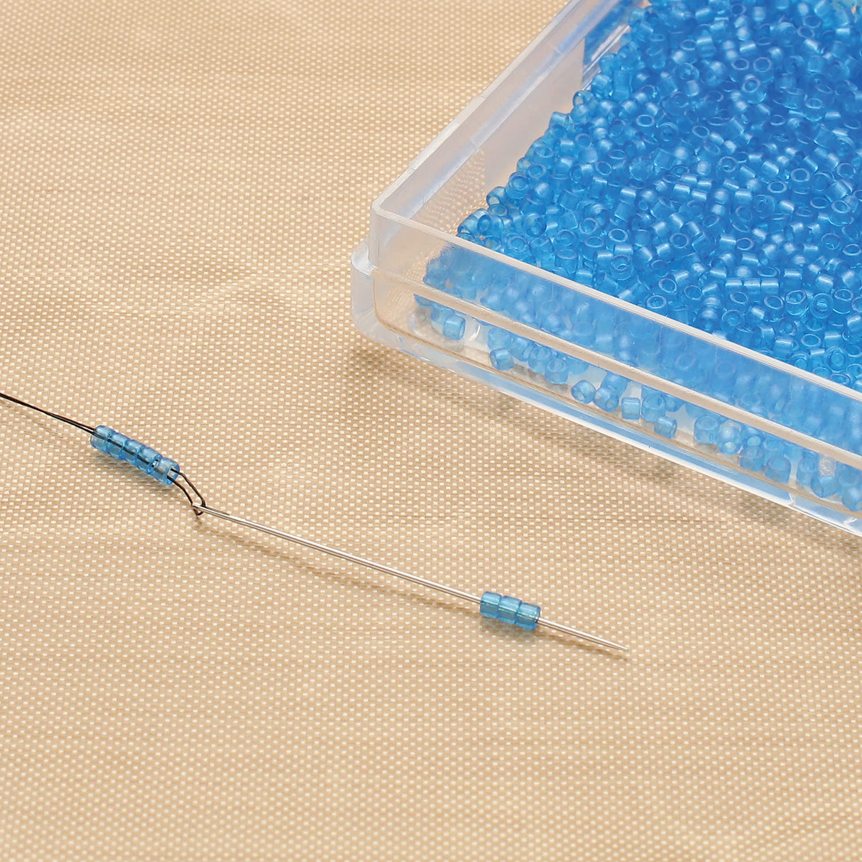 John James Tapestry Needles, Size 12, 25 per Pack, Use with Cross Stitch, Embroidery, Tapestry and General Hand Sewing The Beadsmith