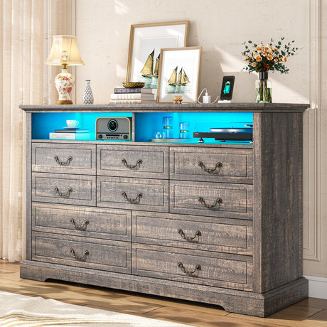 Romorgniz 10 Drawer Dresser for Bedroom, Large Farmhouse Dresser with LED Lights & Charging Station for Bedroom, Rustic Oak Romorgniz
