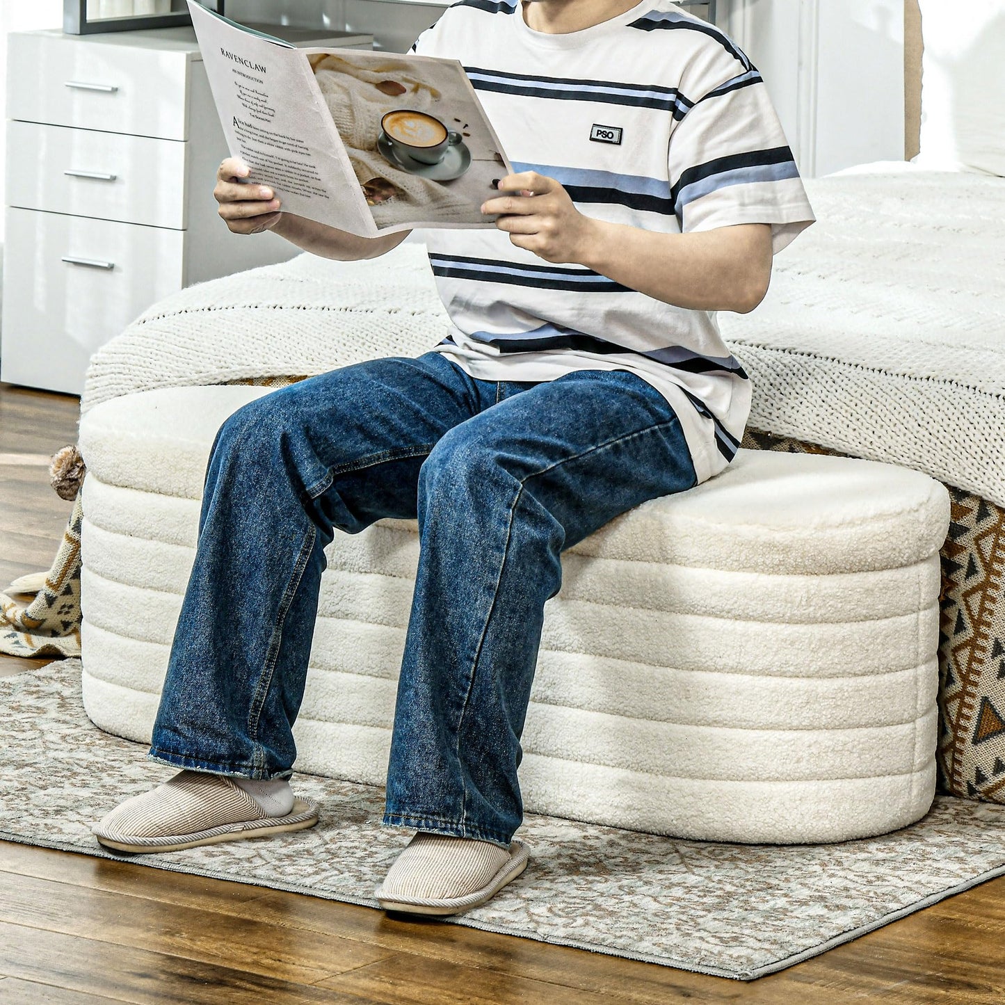 HOMCOM 46" Storage Ottoman Bench, Teddy Fleece Upholstered Boucle Storage Bench with Wood Frame, Bedroom Bench for Living Room, Entryway, Bedroom, Cream White - WoodArtSupply