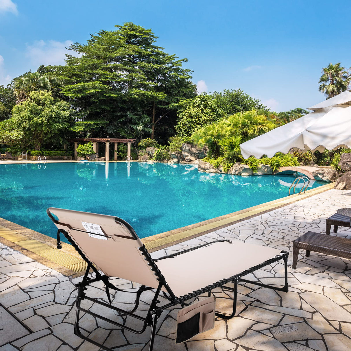 VILLEY Oversize Chaise Lounge Outdoor, Heavy-Duty Folding Lounge Chair for Outside, Portable Trifold Beach Lounger with 5 Adjustable Positions for Outdoor, Patio, Beach, Lawn, Backyard, Camping -Beige VILLEY