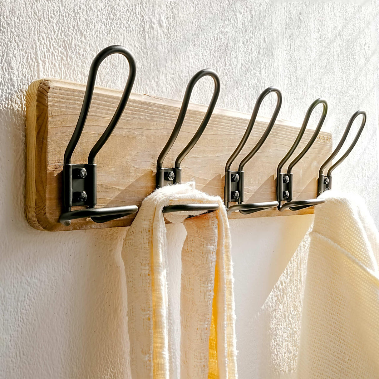 Dseap Coat Rack Wall Mounted - Heavy Duty Farmhouse Rustic Wall Coat Hanger With 5 Wire Hooks for Clothes Hat Jacket Towel, RusticWire, G25A, Weathered Brown & Black Dseap