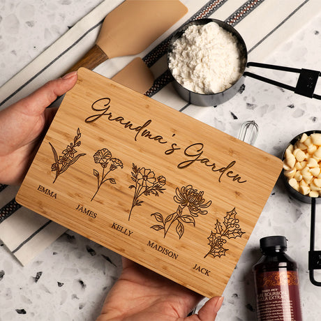 GRANDMA'S GARDEN, Personalized Cutting Board with Birth Flower Design, 9X6", Bamboo, Mothers Day Gifts for Grandma, Custom Engraved Gifts for Mom, Grandma - Grandma Gifts Ideas - 7 Names Personalized Favors