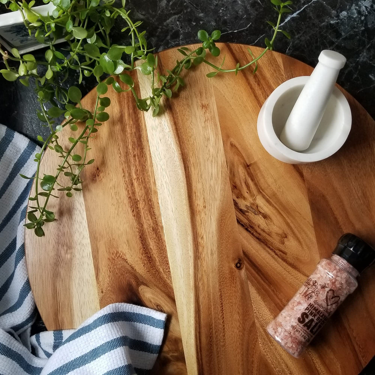 Lipper International 1200 Acacia Natural Finish Grand 20" Turntable Lazy Susan for Table - Convenient & Stylish Acacia Wood Design for Family Dining, Pantry, Counter or Craft Room Lipper International