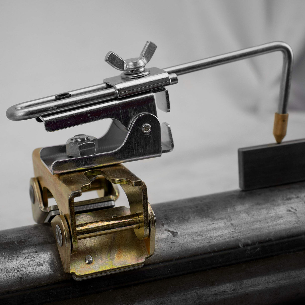 Strong Hand Tools Grasshopper Magnetic Welding Finger, Pull Force: 35 lbs, AGH230, Strong Hand Tools Strong Hand Tools