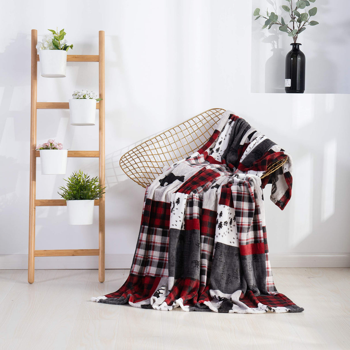 Elegant Comfort Velvet Touch Ultra Plush Christmas Holiday Printed Fleece Throw/Blanket-50 x 60inch, (Patch), Patchwork Elegant Comfort
