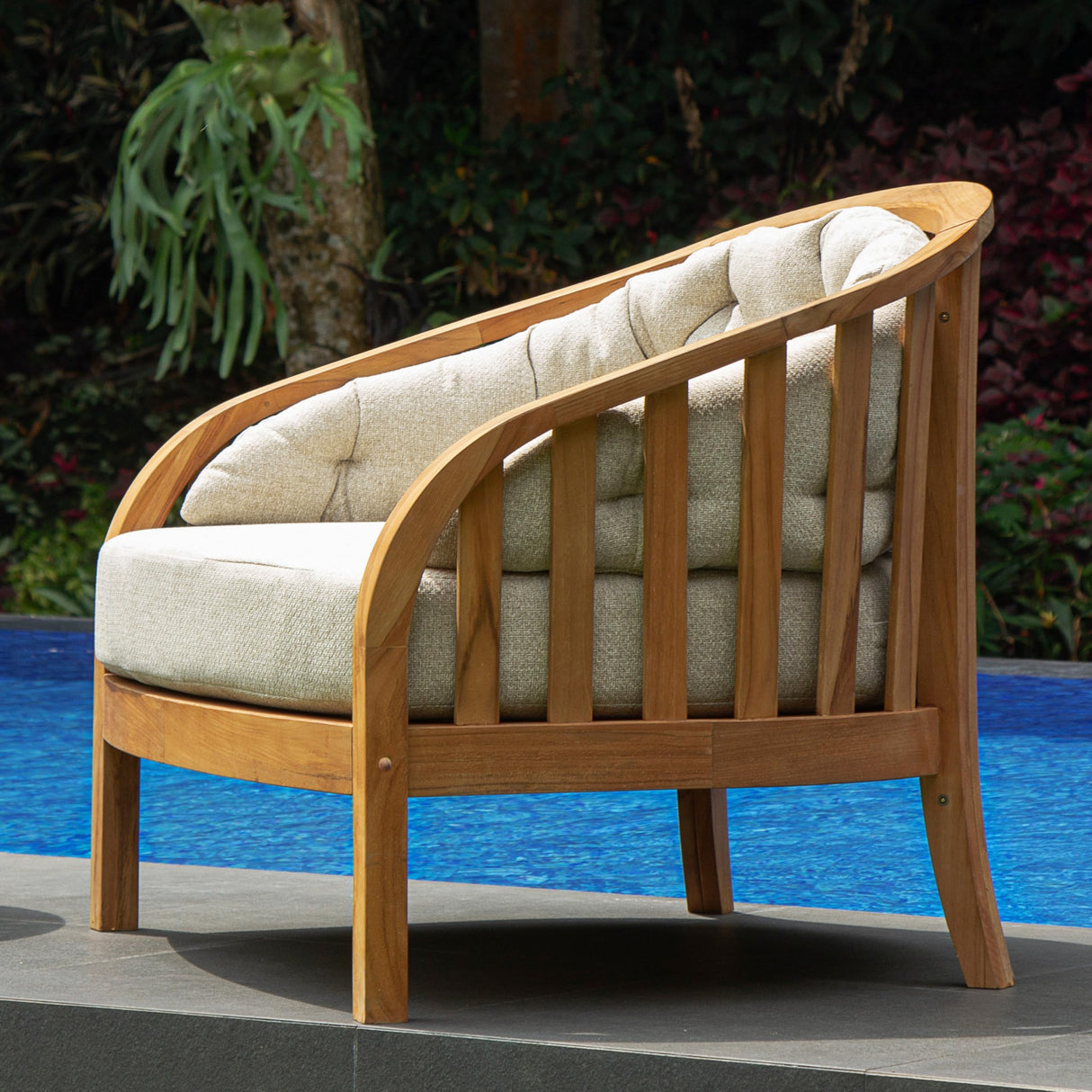 Cambridge Casual Barnese Wood Oversized Patio Lounge Chair, Natural Teak/Tan Cushion Cambridge Casual