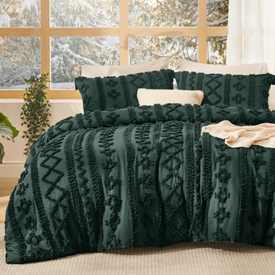 Bedsure Tufted Boho Comforter Set King Size - Emerald Green Boho Bed Set, GentleSoft™ 3 Pieces Farmhouse Shabby Chic Embroidery Bedding, Gifts for Woman, Soft Jacquard King Comforter for All Seasons