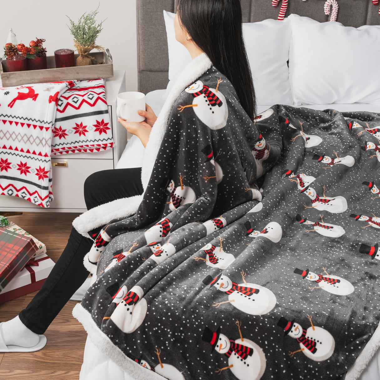 PAVILIA Premium Christmas Sherpa Throw Blanket | Snowman Decoration, Fleece, Plush, Warm, Cozy Reversible Microfiber Holiday Blanket 50 x 60 PAVILIA