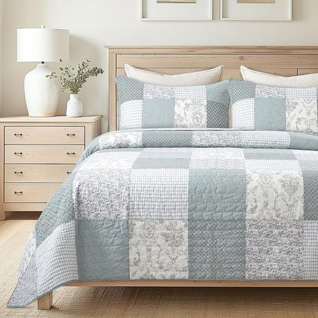 Soul & Lane Memory Lane 3-Piece Cotton Quilt Set - Queen Size with 2 Shams, Sage Green Patchwork Quilted Comforter, Lightweight Country Pieced Bedspread, Neutral Modern Farmhouse Bedding Soul & Lane