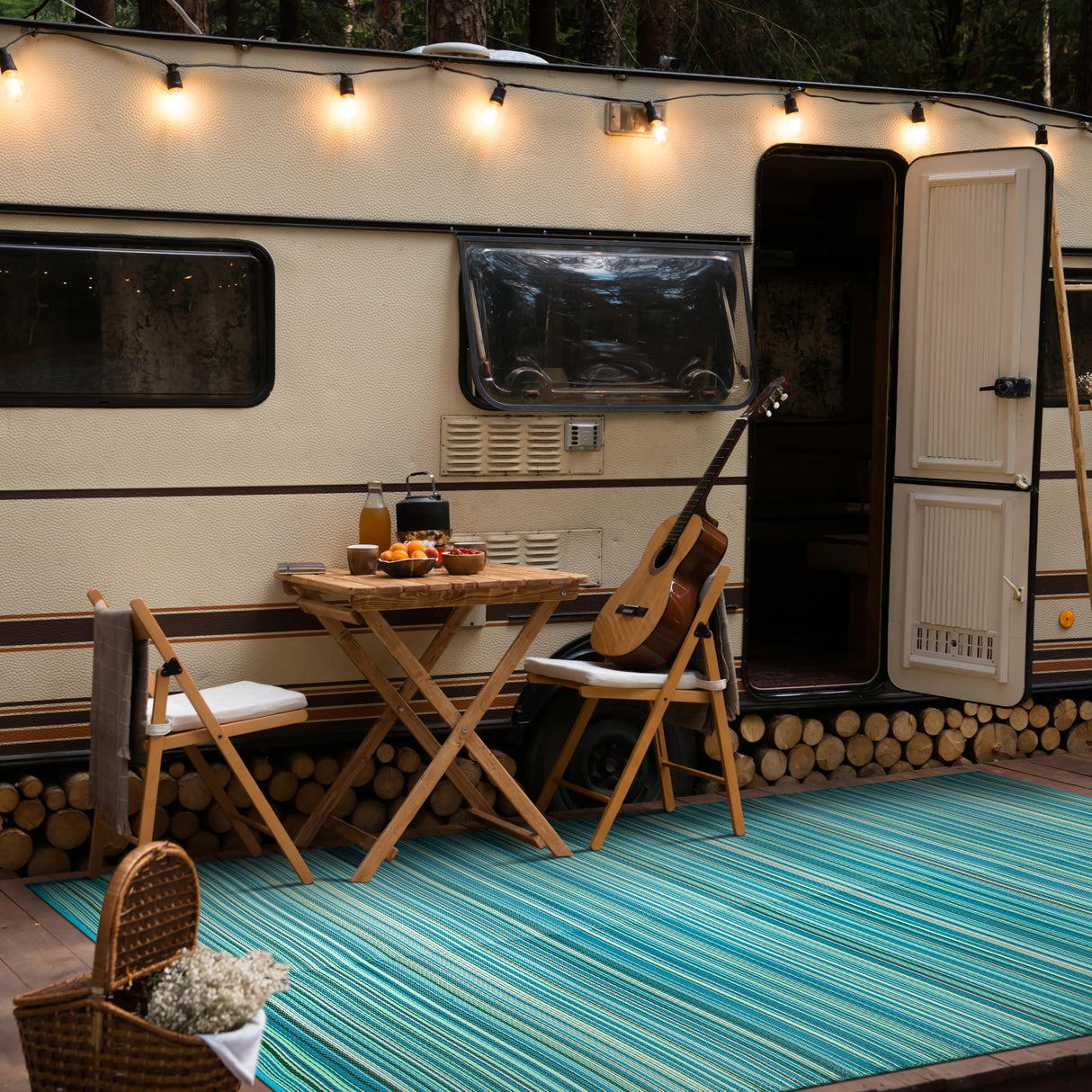 Rugshop Contemporary Stripe Reversible Foldable Waterproof Premium Recycled Plastic Outdoor Rugs for Patio,Backyard,RV,Deck,Picnic,Trailer,Beach,Camping Rug 6' X 9' Blue Rugshop