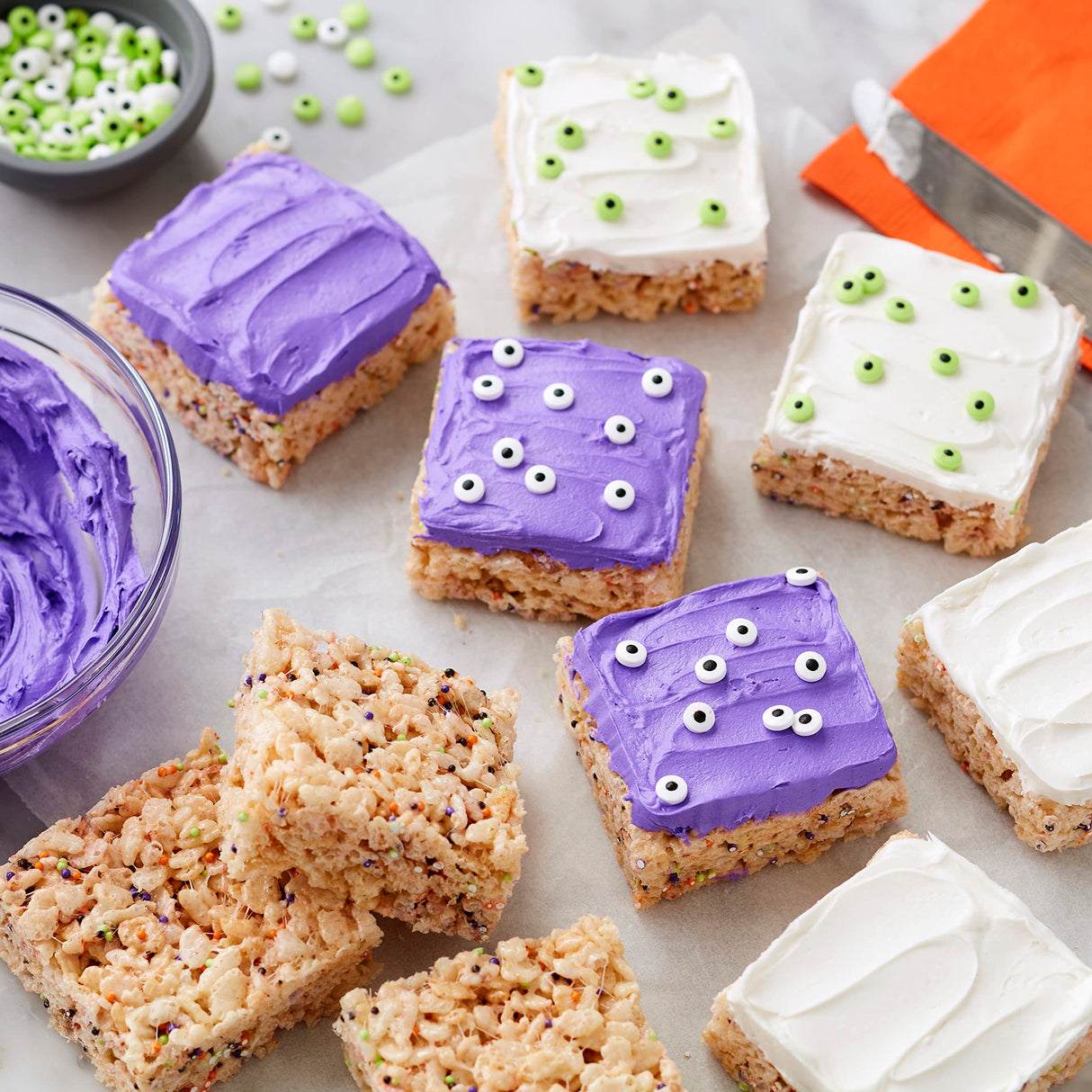 Wilton Evenl Performance Quarter Sheet Cake Pan, Durable Aluminum Heats Evenly and Holds its Shape Use, 9 x 13, 9 by 13 by 2-Inch, Silver Wilton