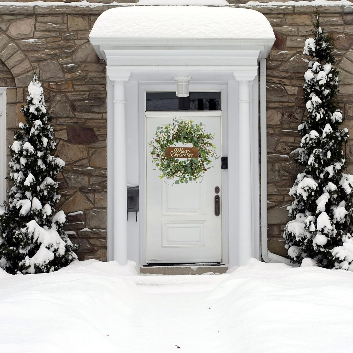 Christmas Wreath, Christmas Wreaths for Front Door, Winter Eucalyptus Wreath with Pine Cone and White Berry Wreath for Indoor Outdoor Farmhouse Wall Window Home Decoration.