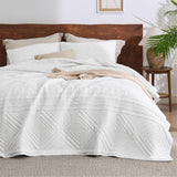Bedsure Boho Quilt King Size - Lightweight Bedspread King Size with Geometric Stitched Pattern, White Farmhouse Soft Bedding Set Coverlet with 2 Pillow Shams for All Seasons, 106x96 inches Bedsure