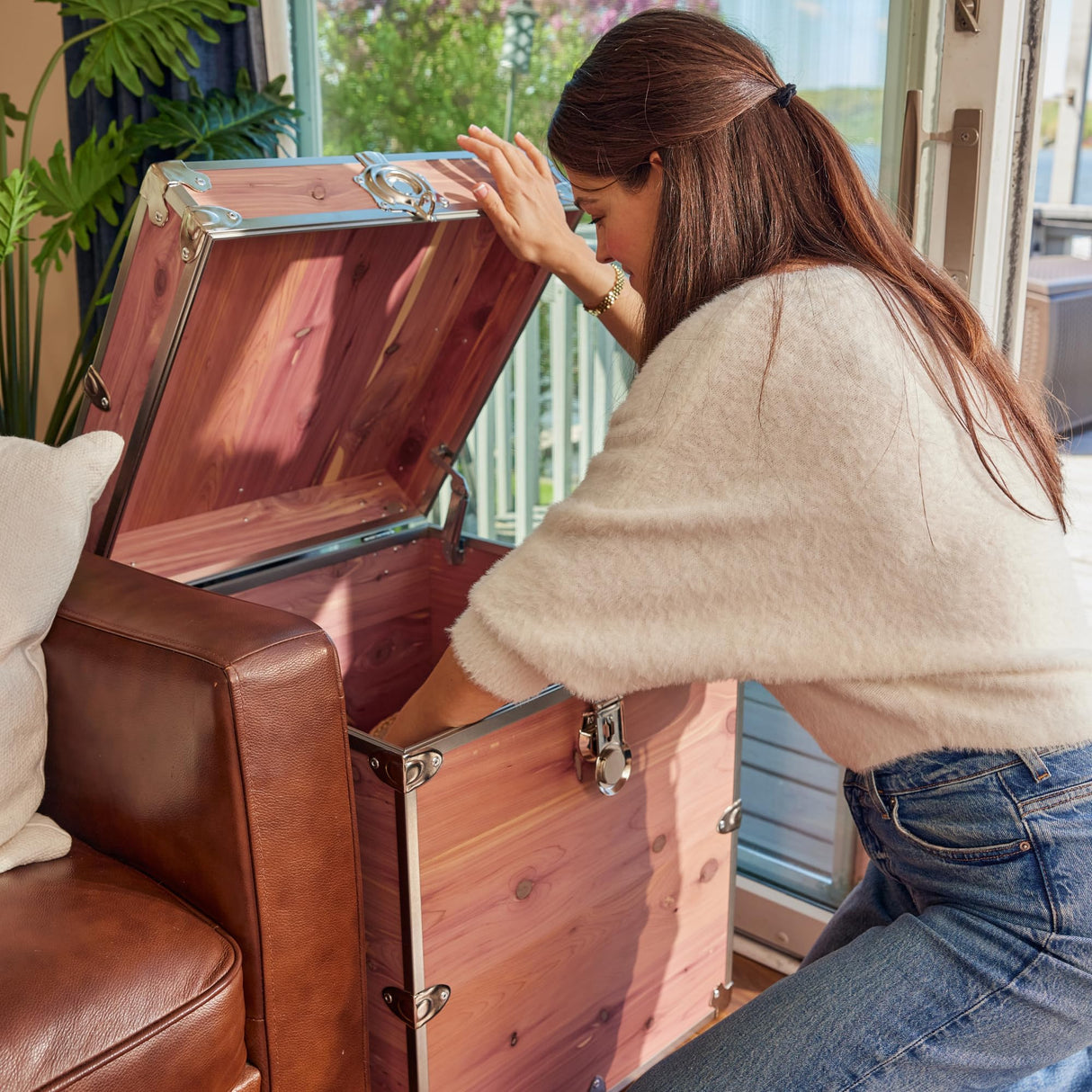 Rhino Trunk & Case Knotty Cedar Chest – Cube Storage Box, Coffee Table, End of Bed Trunk or Entryway Storage Bench – 18"x18"x20" USA-Made, Furniture Grade, Heirloom Aesthetic – Strong and Secure Rhino Trunk & Case