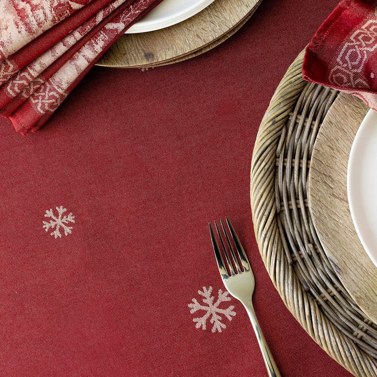 Benson Mills Engineered Jacquard Heavyweight Fabric Table Cloth, Holiday, Winter, and Christmas Tablecloth (Christmas Story, 60" x 140" Rectangular) Benson Mills