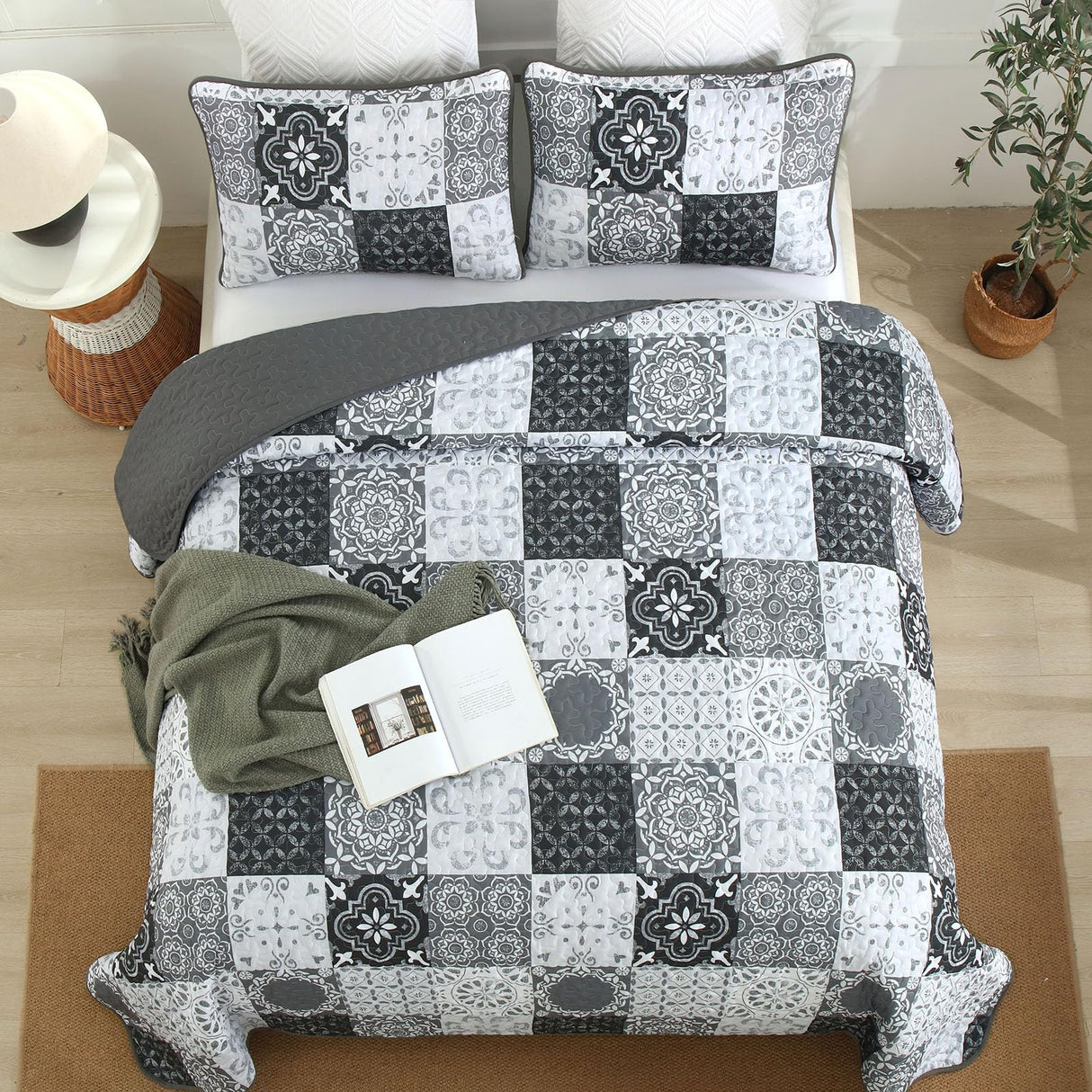 Dobuyly Grey Black Quilt Set Queen Size, Boho Plaid Patchwork Bedspreads Coverlet Set, 3 Pieces Soft Lightweight Microfiber Farmhouse Quilt Bedding Set for All Seasons 96"x90" Dobuyly