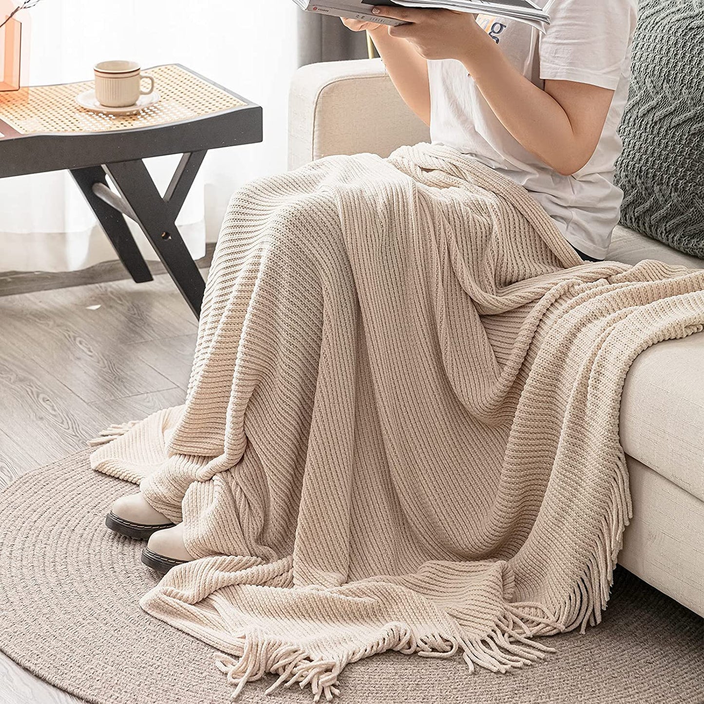 lifein Throw Blanket for Couch-Soft Boho Bed Throw Blankets,Cozy White Chenille Knitted Throw,Small Knit Farmhouse Lightweight Blanket&Throw for Summer,Woman,Chair,Sofa,Home Decor(White/Cream - WoodArtSupply