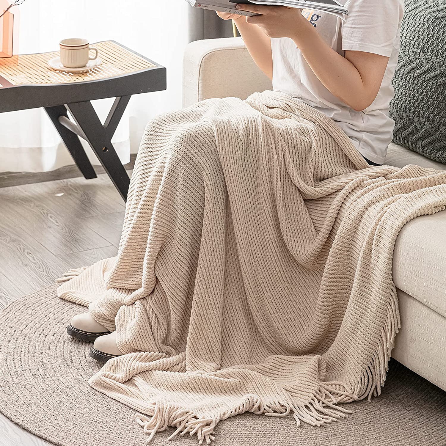 lifein Throw Blanket for Couch-Soft Boho Bed Throw Blankets,Cozy White Chenille Knitted Throw,Small Knit Farmhouse Lightweight Blanket&Throw for Summer,Woman,Chair,Sofa,Home Decor(White/Cream - WoodArtSupply