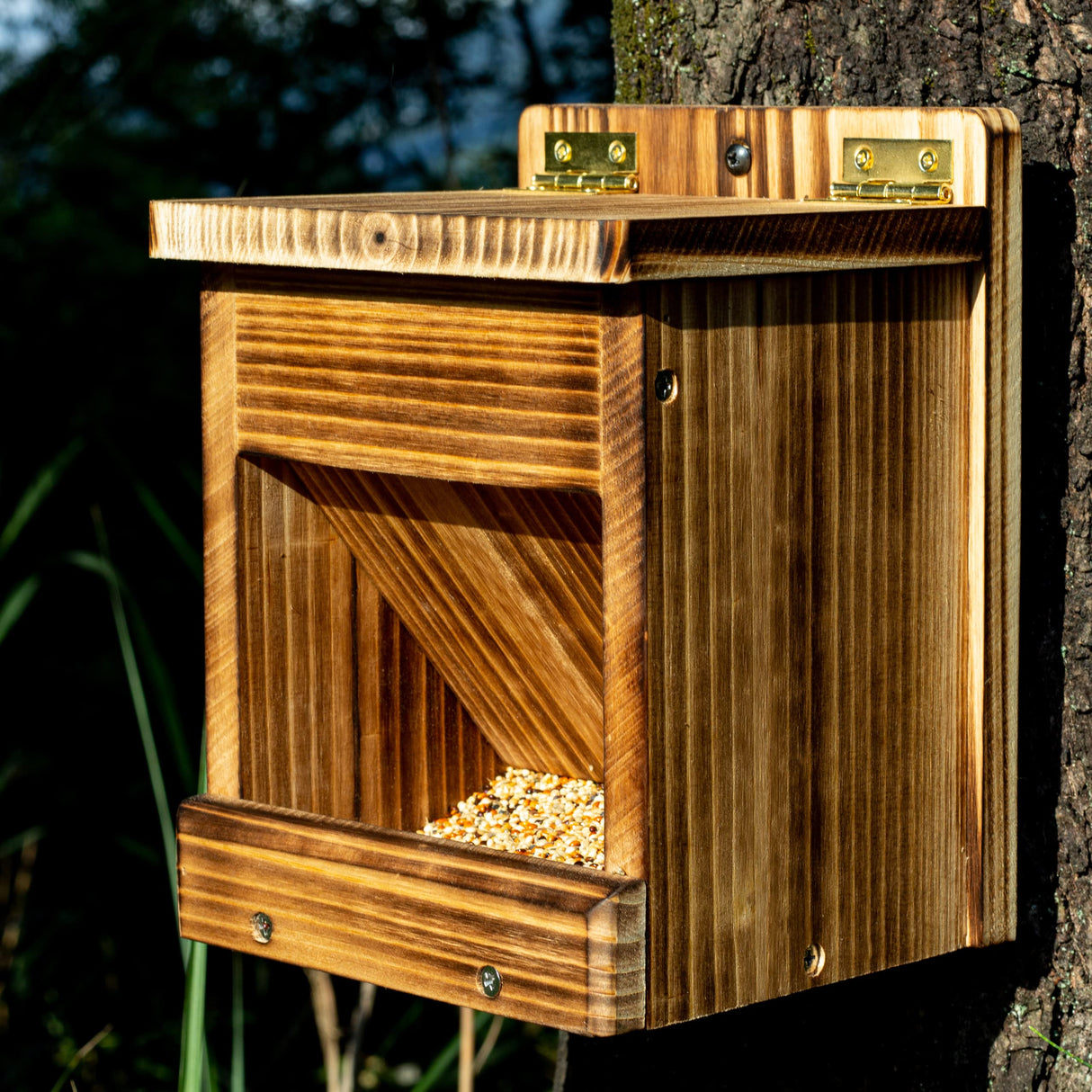 BalterFF Bird Feeders for Outdoors,Wooden Unique Seed Sunflower Food Feeder Blue Cardinal Finch Backyard Platform Balcony Gazebo Tree Fence Wall BalterFF