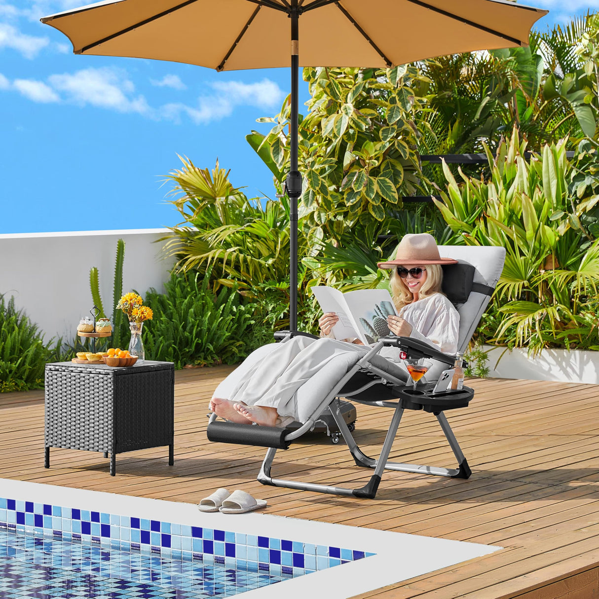 Yaheetech Zero Gravity Chair, Folding Reclining Lounge Recliner with Removable Pad & Headrest & Side Cup Holder Tray for Indoor and Outdoor Gray/1 Yaheetech