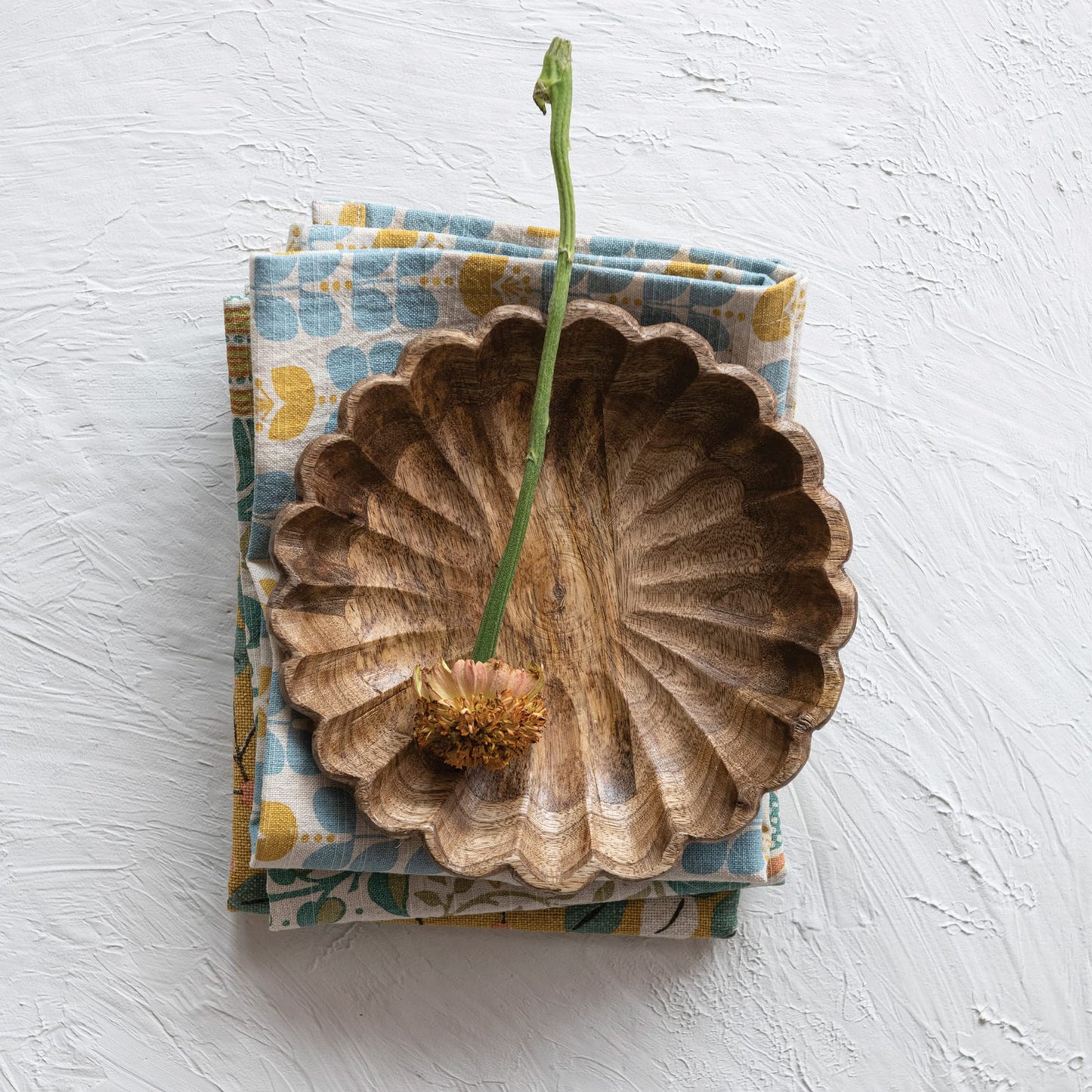 Creative Co-Op Boho Carved Wood Scalloped Edge, Natural Decorative Bowl