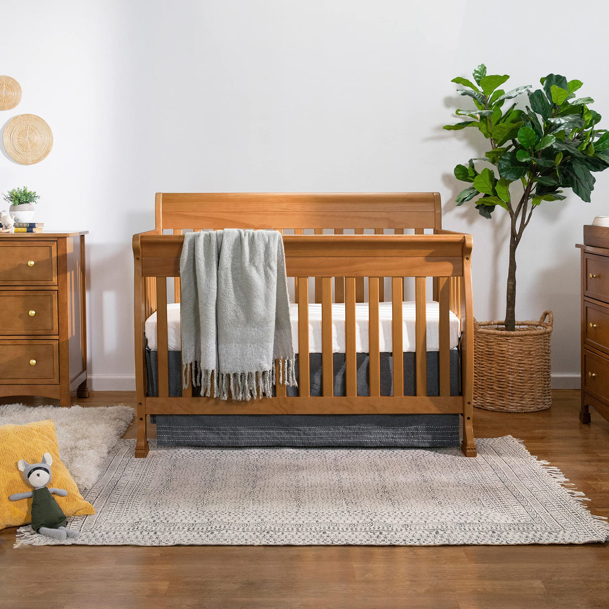 DaVinci Kalani 4-in-1 Convertible Crib in Chestnut, Greenguard Gold Certified DaVinci