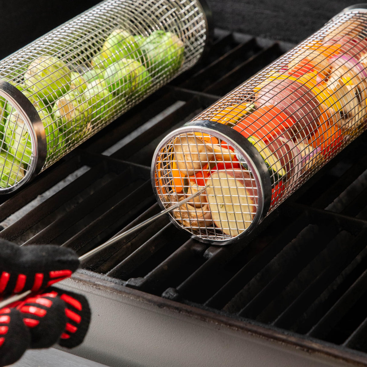 Blazin' Grill Rolling Grill Basket | Rolling Grilling Baskets for Outdoor Grilling 2 Pcs | Barbecue Grill Set with BBQ Gloves | Portable Camping Net Rack Perfect for Vegetables, Seafood & Meat | BLAZIN' GRILL