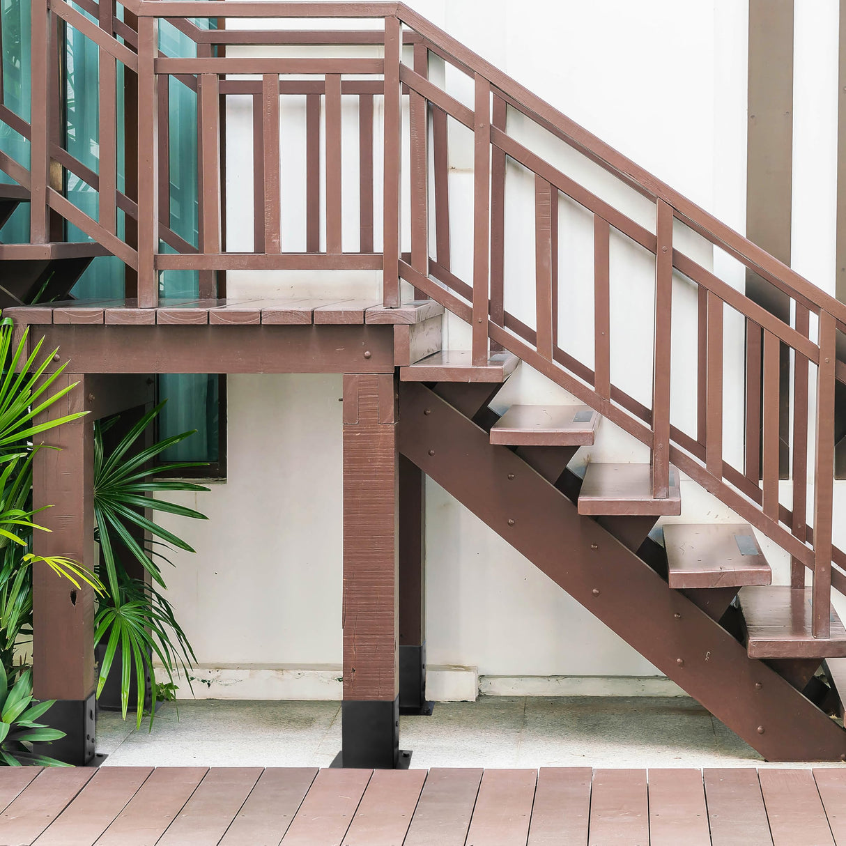 (4 PCS) LADECH 4x4 Post Anchor Base with Bottom Drainage Hole, Black Powder Coated Brackets for Fence Posts, Pergola, Mailbox Post, Come with Wood Screws and Concrete Anchors (4, 4x4) LADECH